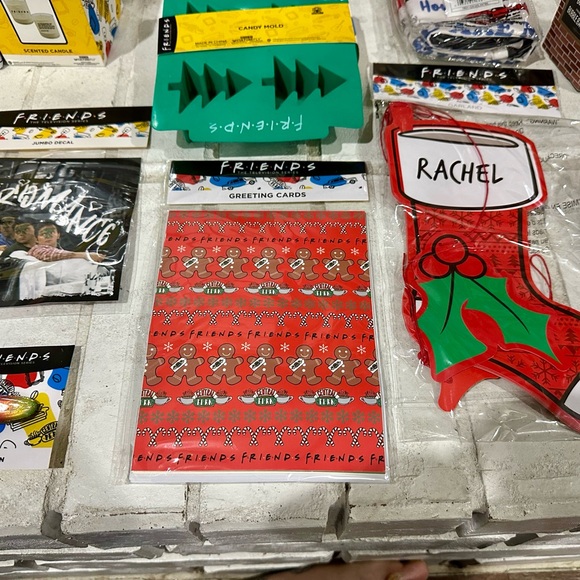 COPY - NEW in packaging Friends TV Show Merchandise Collection for FRIENDS supe… - Picture 6 of 10